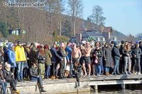 Velden Neujahrschwimmen im Casino Bad 33  Foto Hermann Sobe